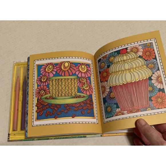 COLOR ME HAPPY Coloring Kit (70 Templates, 9 Artist Markers, Band Closure) - Picture 12 of 12